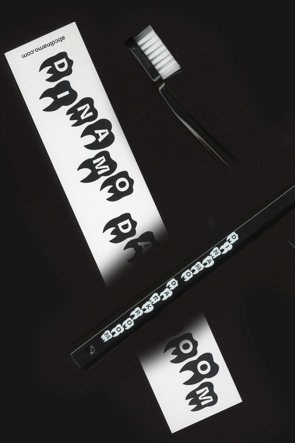 Dinamo Darkroom Toothbrush Double 2