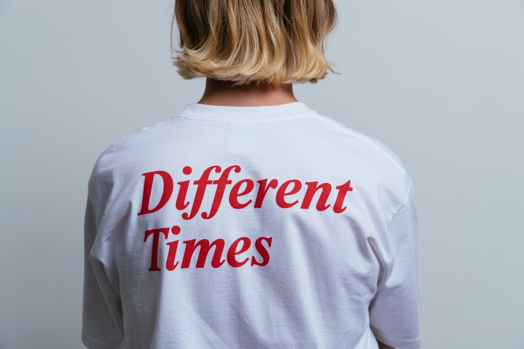 Dinamo Different Times 00 Back