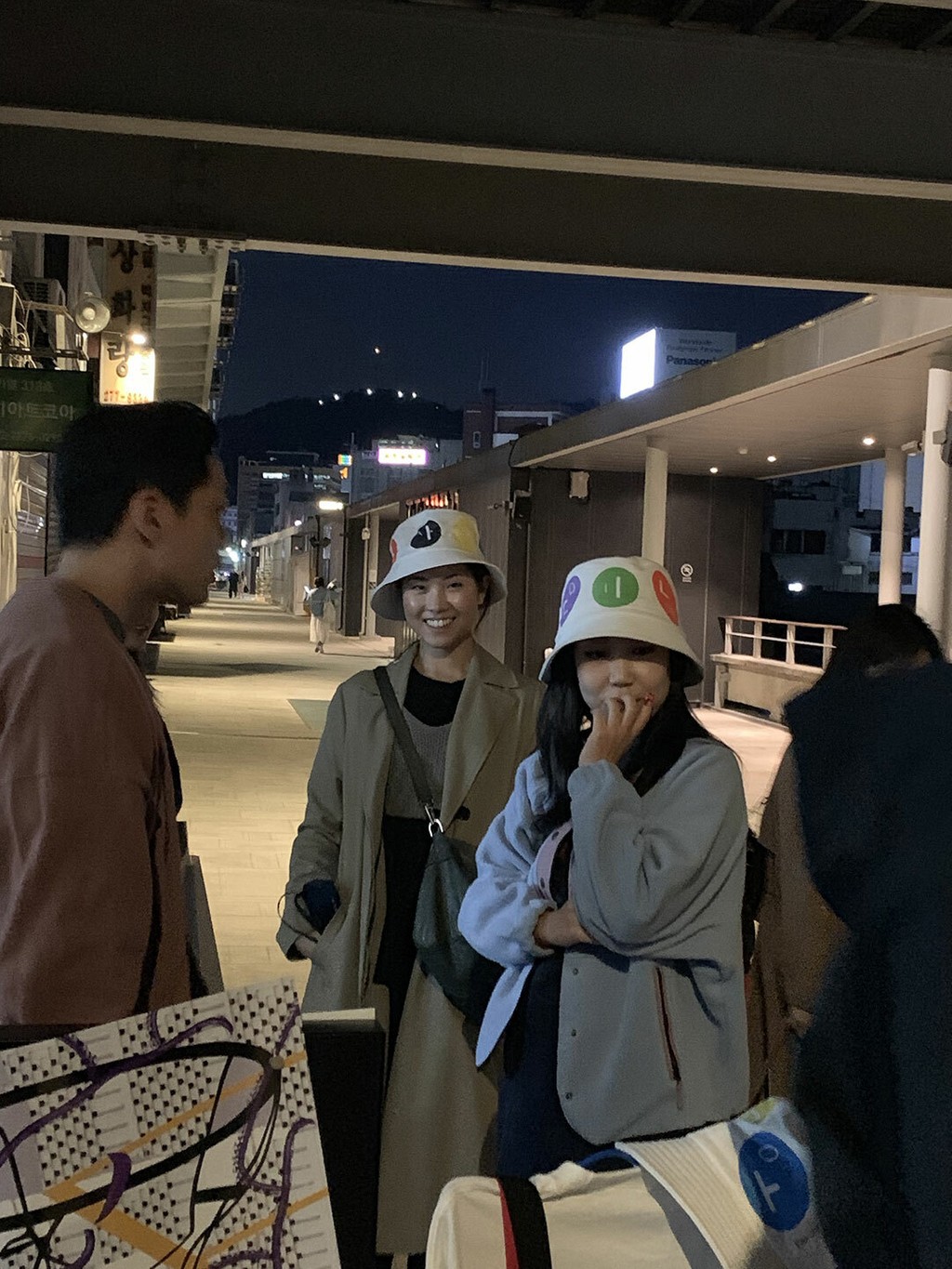 Dinamo Hangul Fisherhat 01 Occupy The City