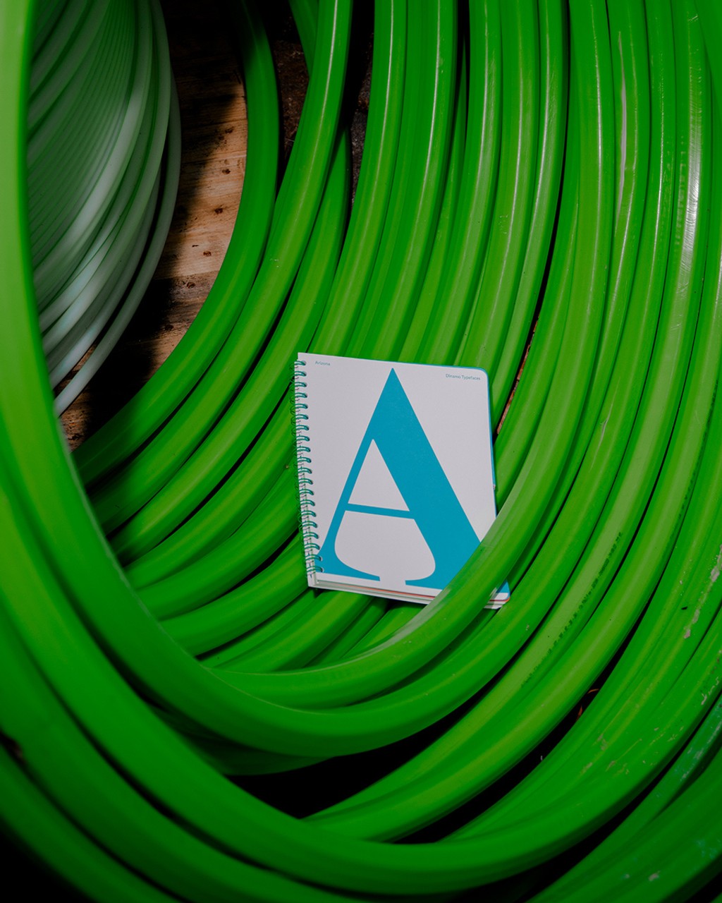 Dinamo Editions Arizona Type Specimen In Hand Elias Hanzer Campaign 2024 6