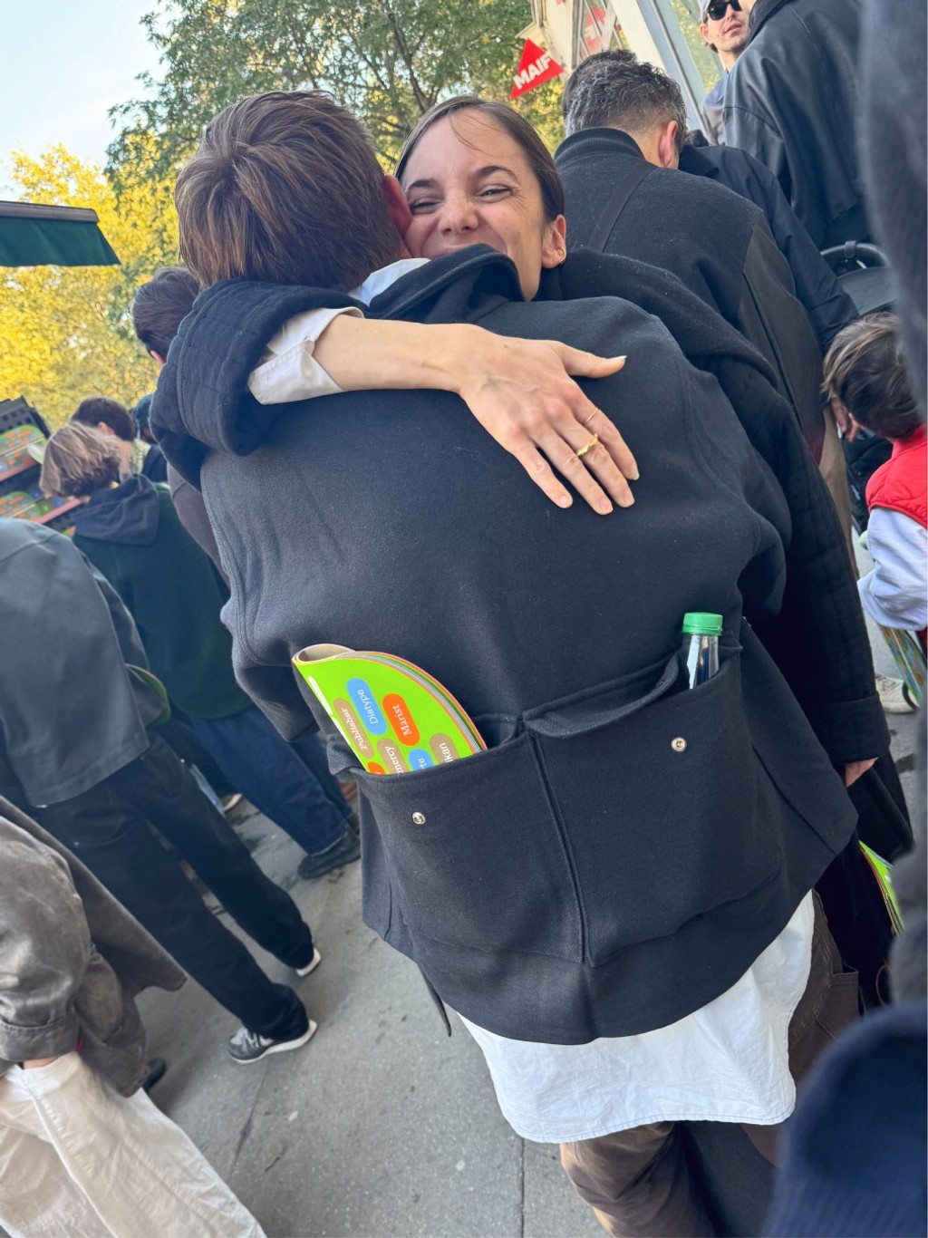 Dinamo Event Specimen Launch Closed Specimen Hug Web