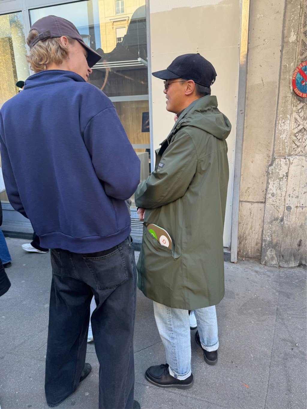 Dinamo Event Specimen Launch Closed Specimen Simon Web