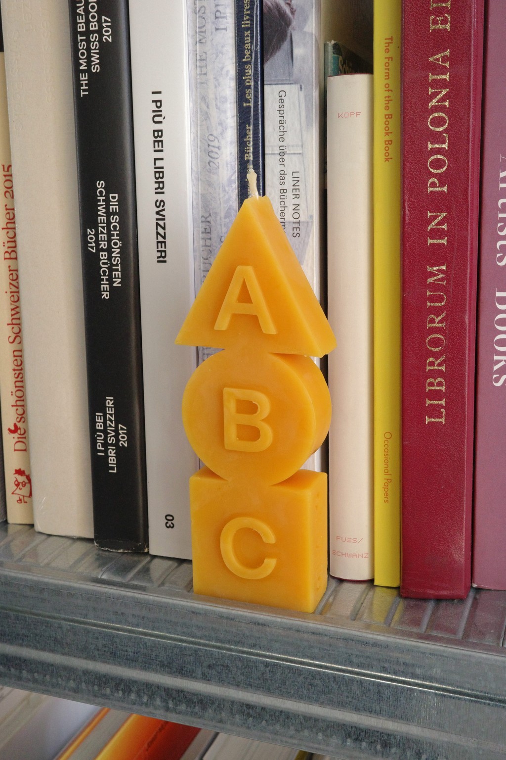 Dinamo Hardware Unlocked Mood Candle Yellow 2