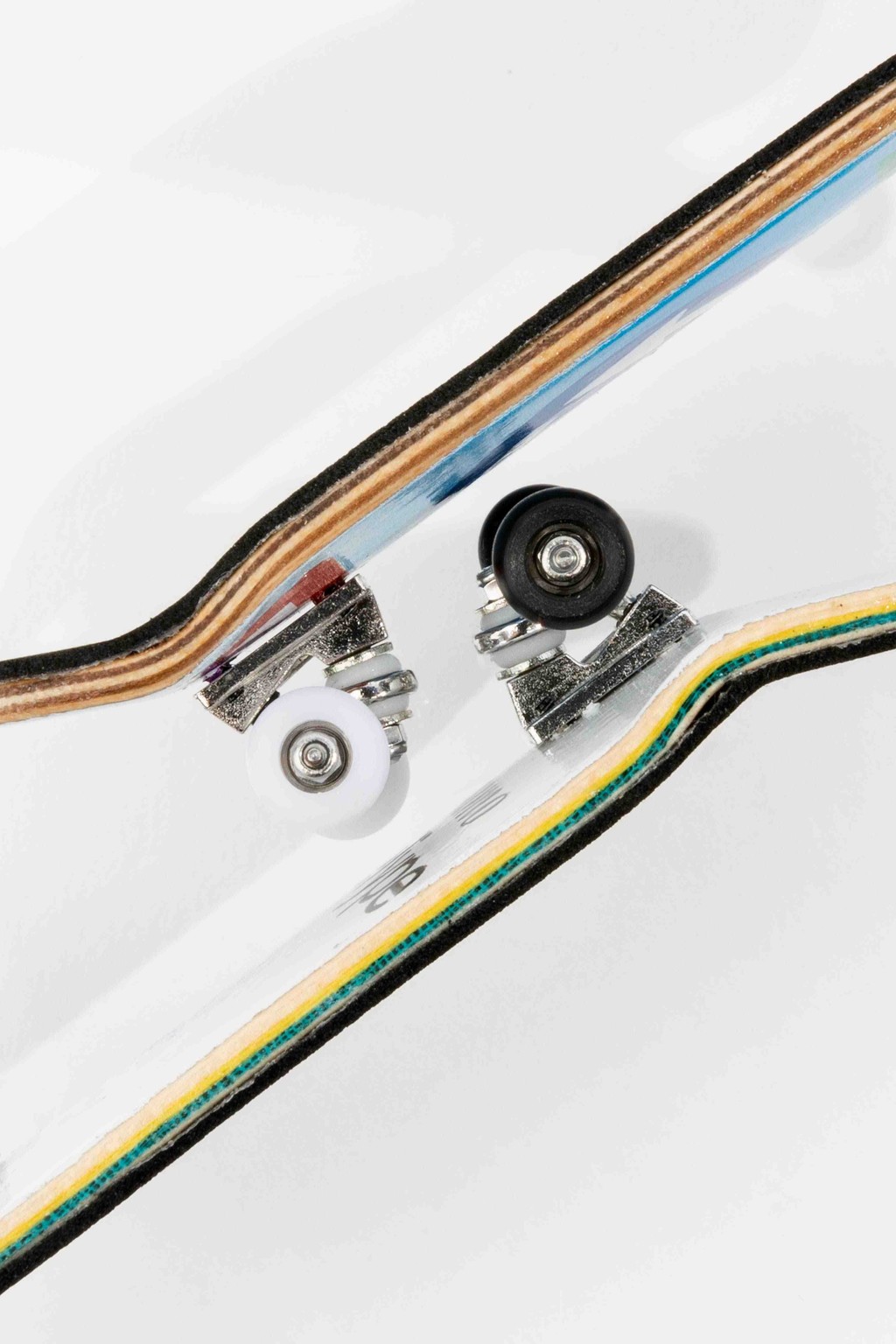 07 Dinamo Hardware Fingerboards Simon Merz Web Res 2024