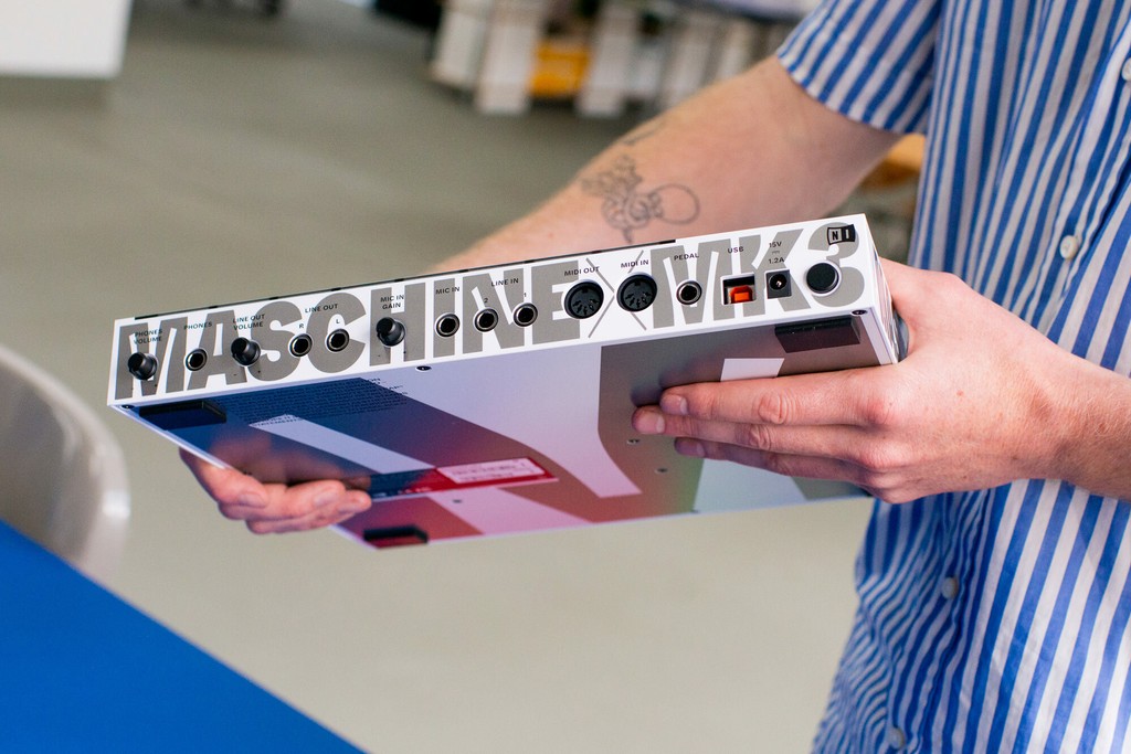 Dinamo Native Instruments DSC 8651