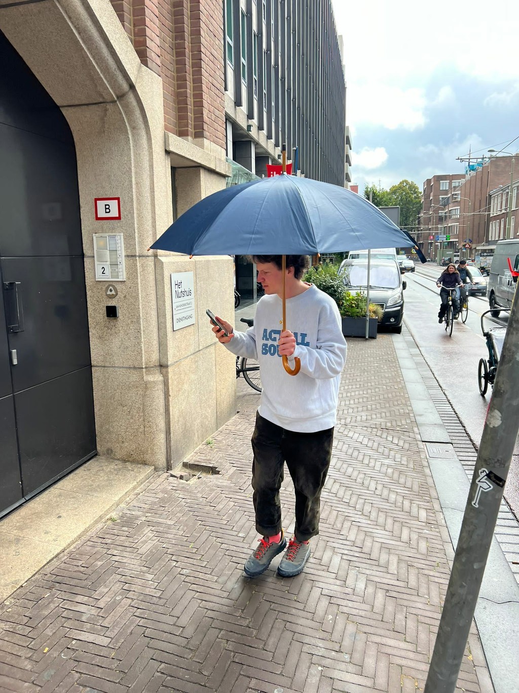 PHOTO 2022 09 09 15 06 11