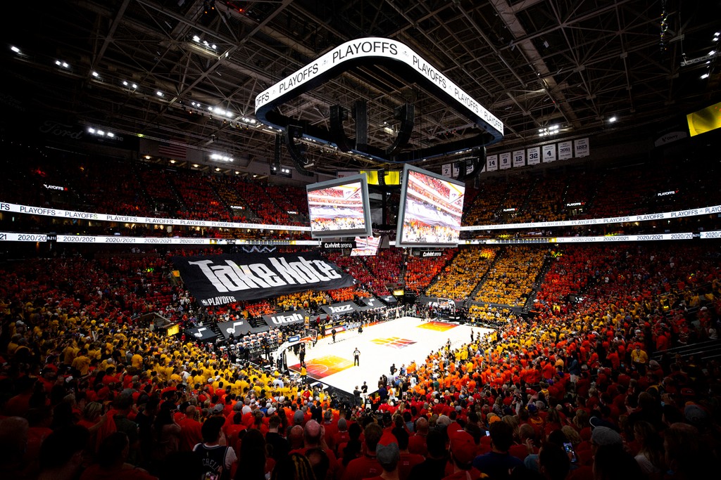 Dinamo Monument Grotesk Utah jazz abcdinamo 12