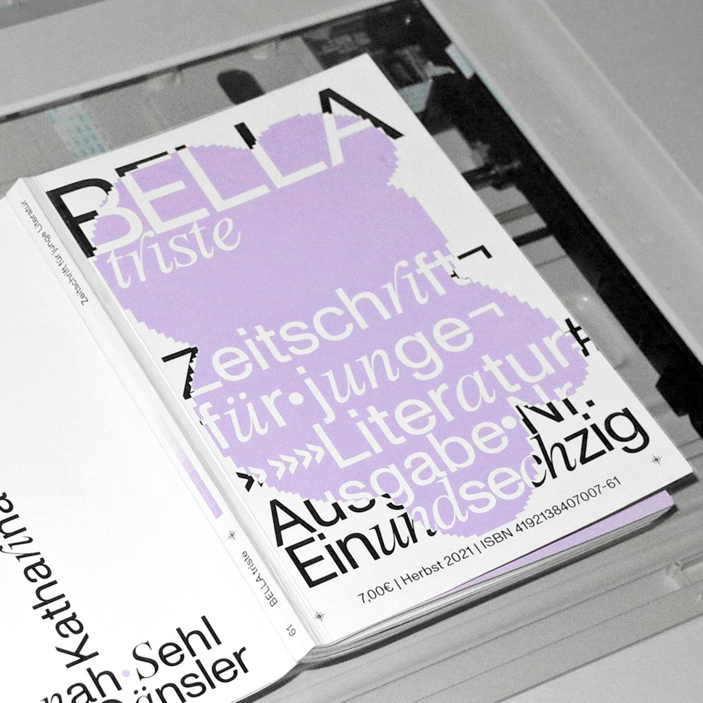 Dinamo Monument Grotesk Bella 0000 Background