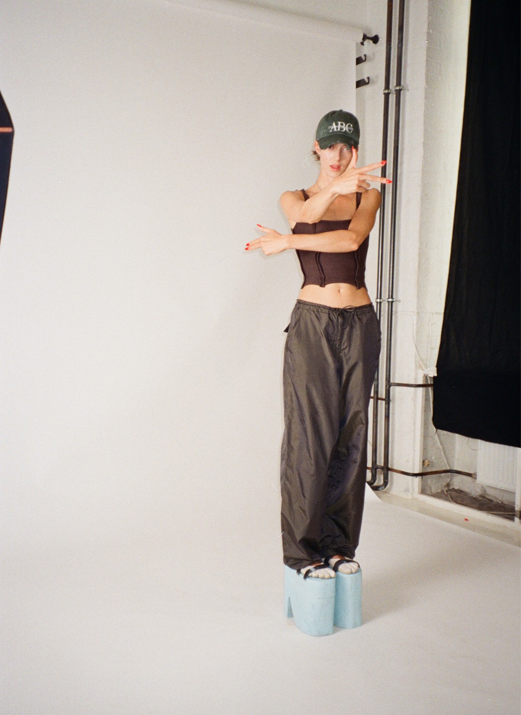 Dinamo Typeface Pelikan BTS Jessica