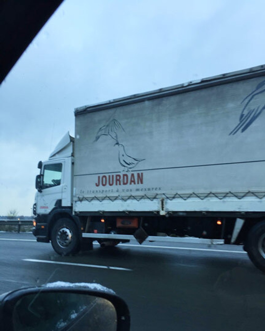 Dinamo Campaign Placeholder Contributors Hugo Jourdan